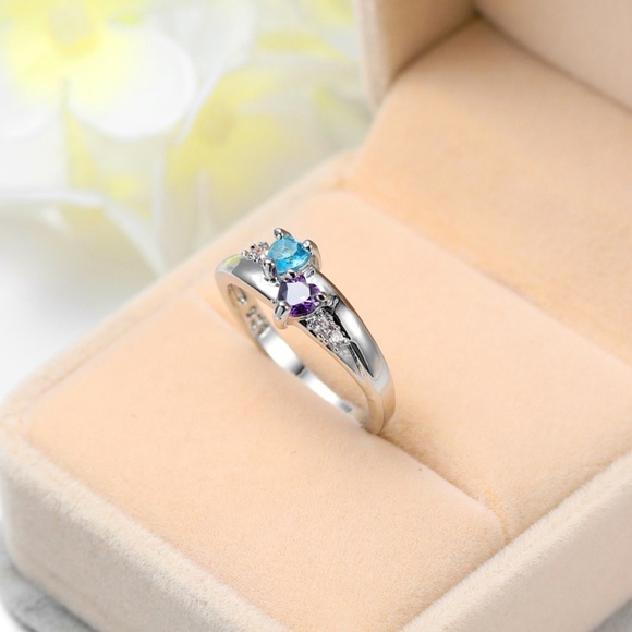 **AVALYNN* Silver x Purple x Blue Zircon Ring Size 9 - Picture 4 of 5